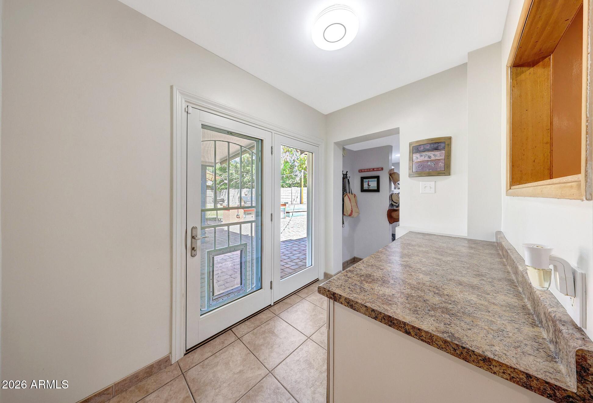 4108 East Edgemont Avenue Phoenix, AZ 85018 - Photo 26 of 118 B (25)