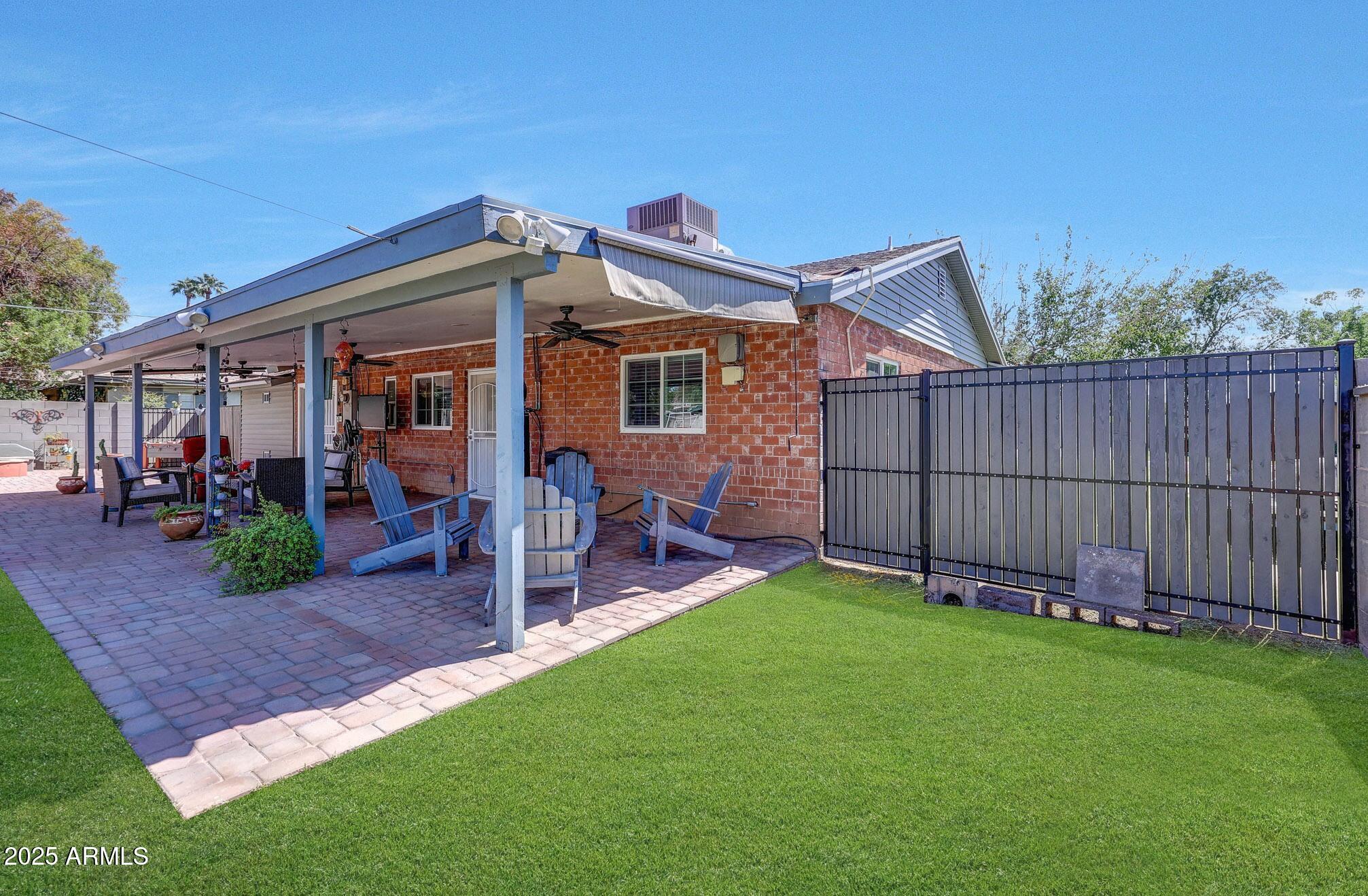 4108 East Edgemont Avenue Phoenix, AZ 85018 - Photo 52 of 118 GRASS (17)