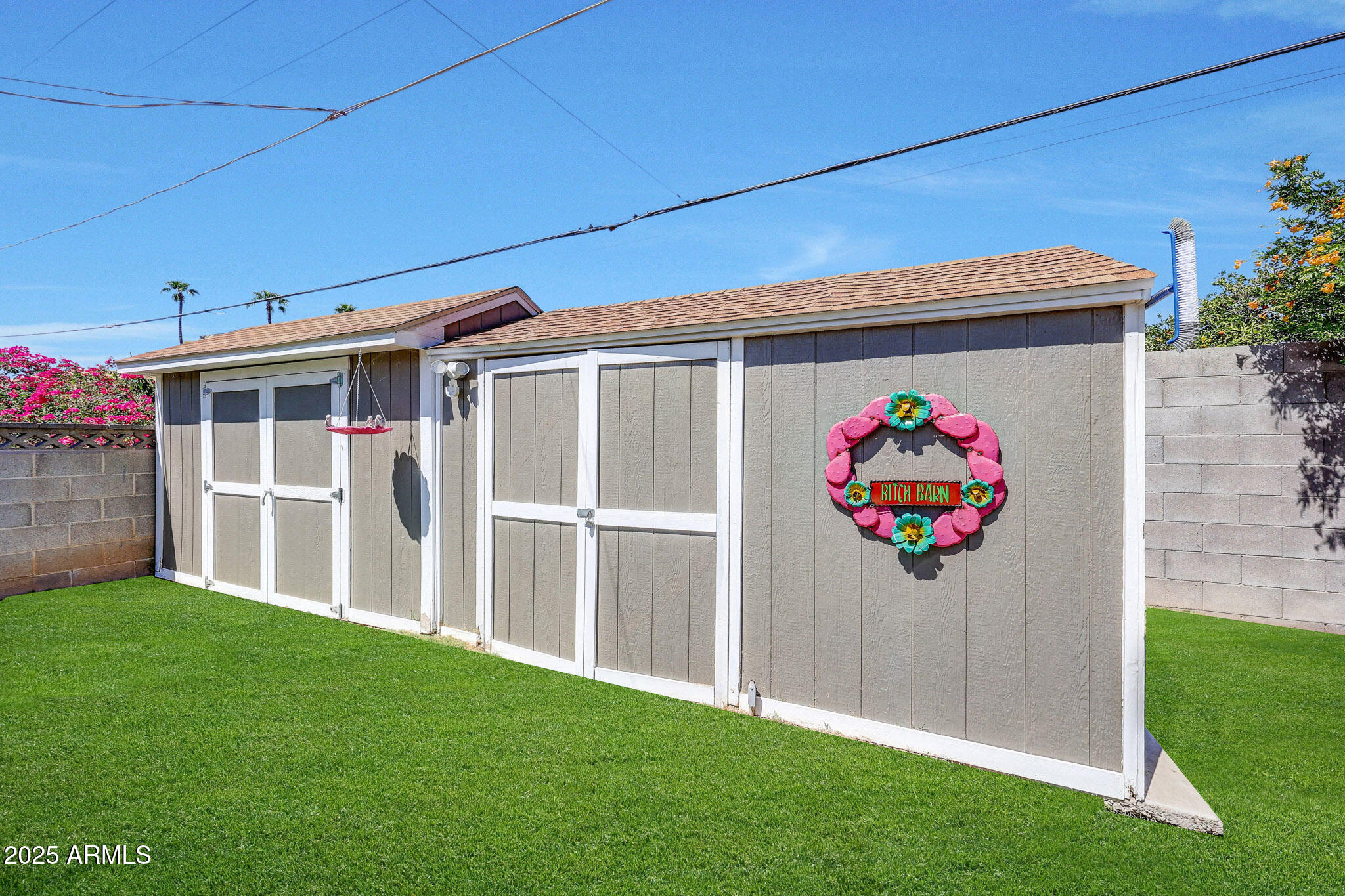 4108 East Edgemont Avenue Phoenix, AZ 85018 - Photo 66 of 118 a view of outdoor space and yard