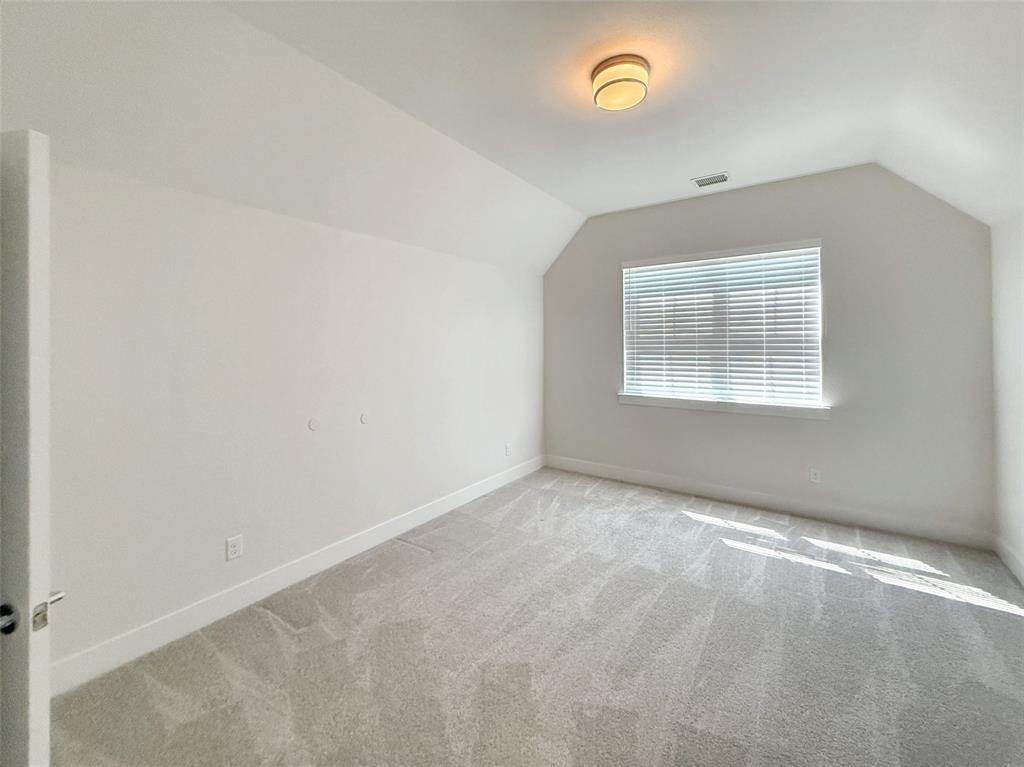 5924 Owen Road McKinney, TX 75071 - Photo 33 of 40 an empty room with a window