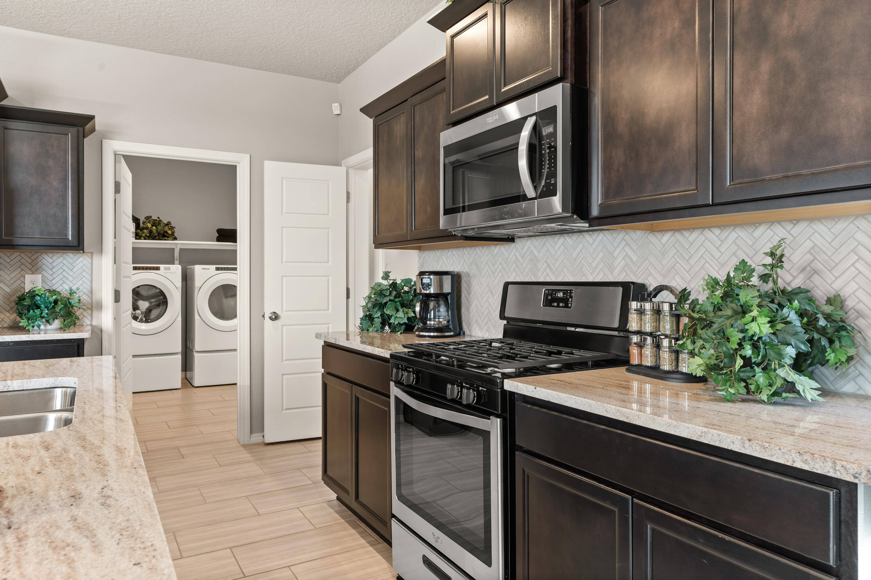 1501 Gleneagles Street Rio Rancho, NM 87144 - Photo 11 of 25 Gallery Image 11