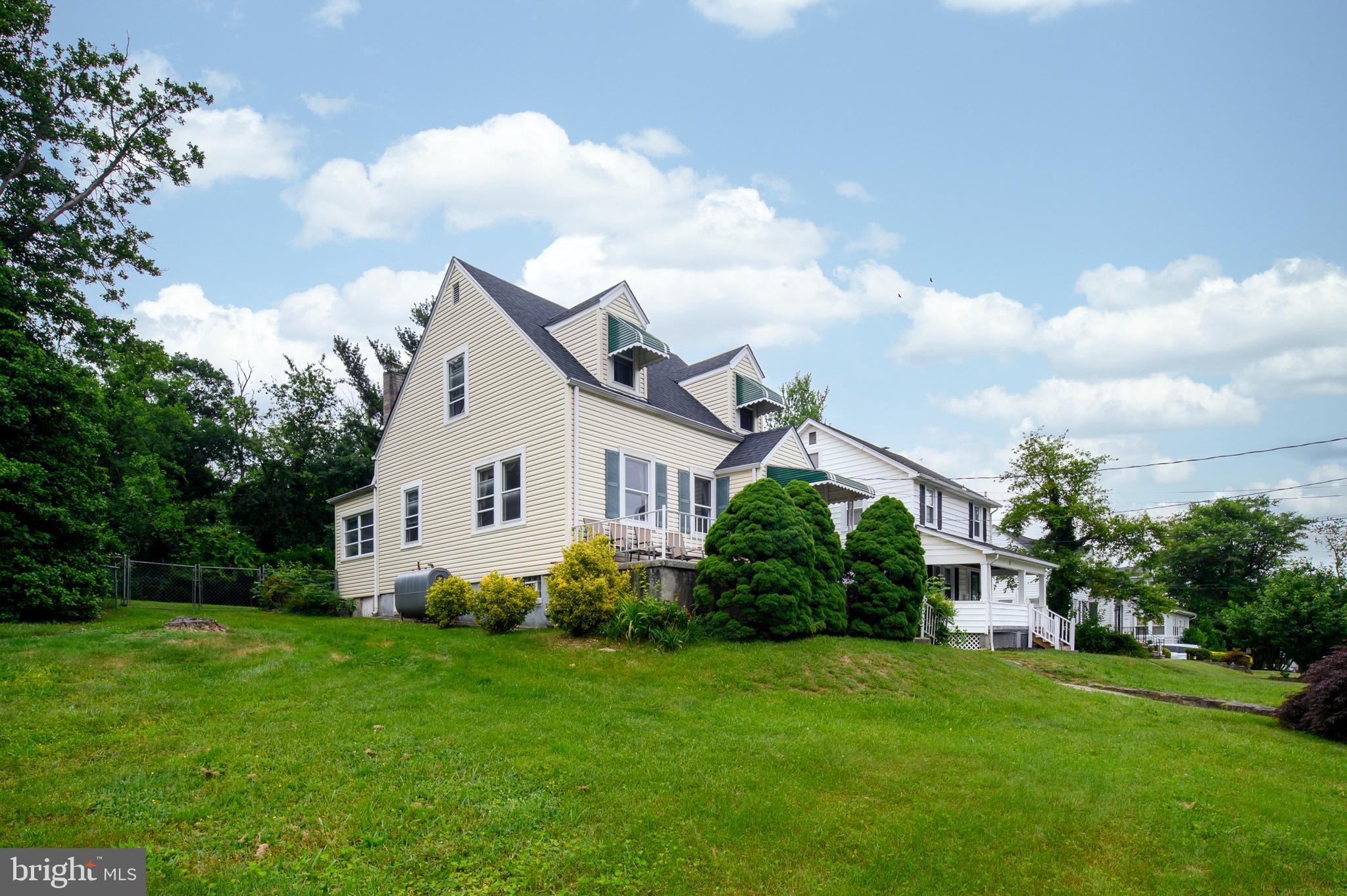 1240 Greystone Road Halethorpe, MD 21227 - Photo 2 of 41 a view of a house with backyard and garden