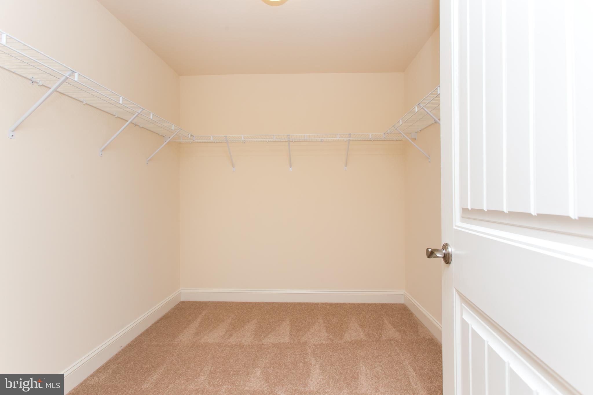 18 Parkview Cir. Wayne, PA 19087 - Photo 14 of 33 a view of a small space