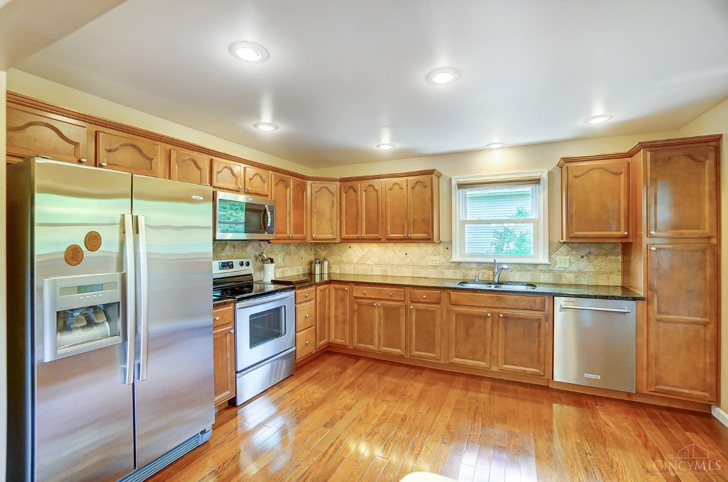 2527 Gardner Road Hamilton, OH 45013 - Photo 7 of 54