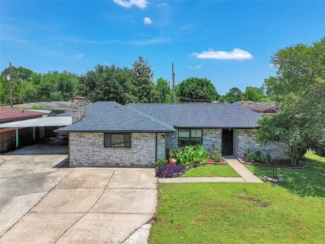 $299,900 | 1103 Glenmore Drive, Pasadena, TX 77503