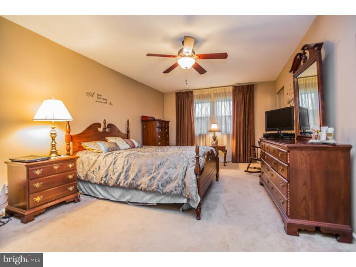 100 Canterbury Road Mount Laurel, NJ 08054 - Photo 14 of 24