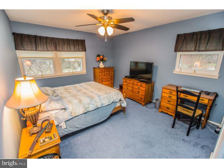 100 Canterbury Road Mount Laurel, NJ 08054 - Photo 18 of 24