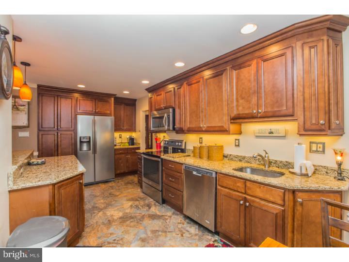 100 Canterbury Road Mount Laurel, NJ 08054 - Photo 4 of 24
