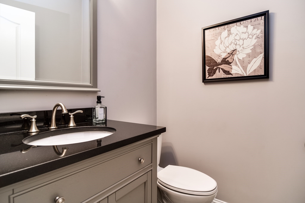 52 Oakdale Road Canton, MA 02021 - Photo 6 of 37