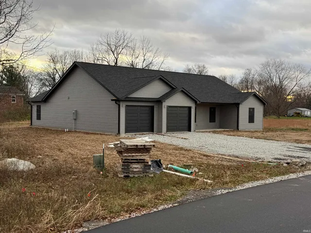 $319,900 | 112 Blue Bird Lane, Mitchell, IN 47446