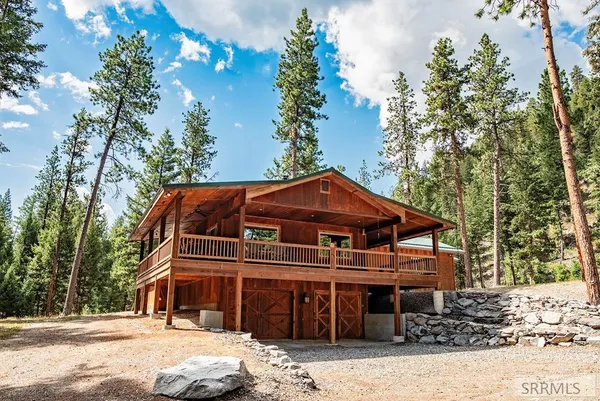 $725,000 | 3334 Highway 93, Gibbsonville, ID 83463