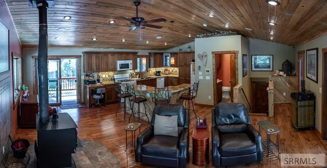 $725,000 | 3334 Highway 93, Gibbsonville, ID 83463