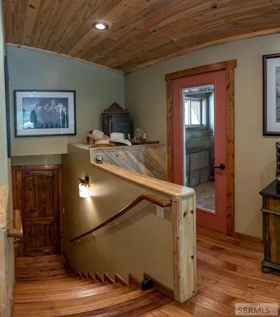 $725,000 | 3334 Highway 93, Gibbsonville, ID 83463