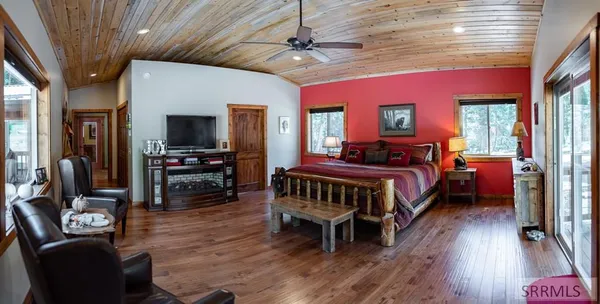 $725,000 | 3334 Highway 93, Gibbsonville, ID 83463