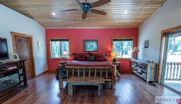 $725,000 | 3334 Highway 93, Gibbsonville, ID 83463