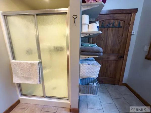 $725,000 | 3334 Highway 93, Gibbsonville, ID 83463