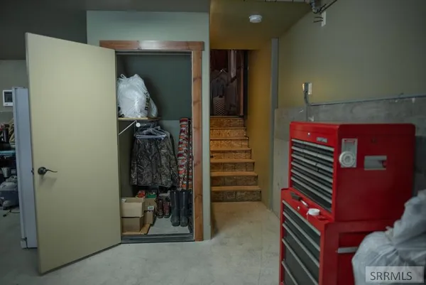 $725,000 | 3334 Highway 93, Gibbsonville, ID 83463