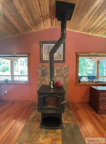 $725,000 | 3334 Highway 93, Gibbsonville, ID 83463