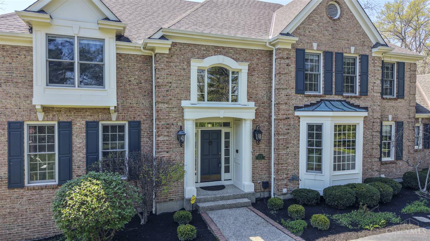 4725 Miami Road Cincinnati, OH 45243 - Photo 4 of 83