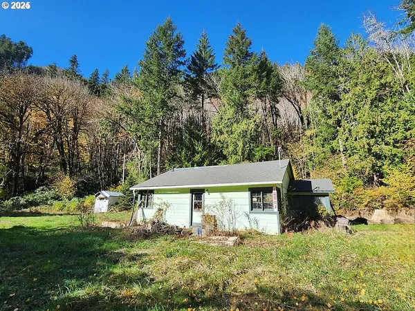 $199,900 | 16807 Highway 36, Deadwood, OR 97430