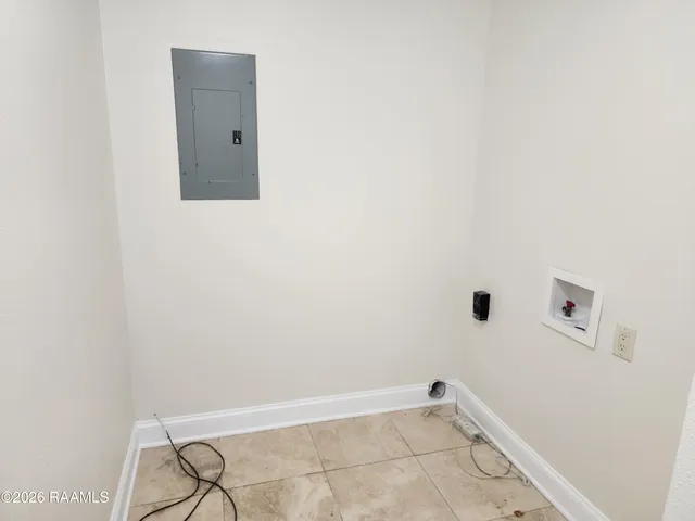 $1,999 | 403 Yvette Marie Drive, Lafayette, LA 70508