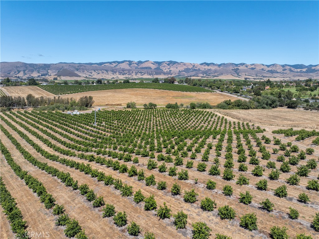 5502 Los Ranchos Road San Luis Obispo, CA 93401 - Photo 10 of 75