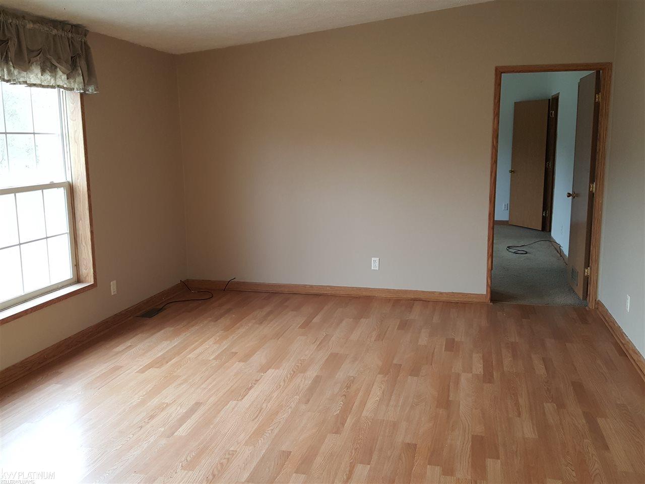 665 Nolan Road Goodells, MI 48027 - Photo 13 of 15 31366586-12.JPG