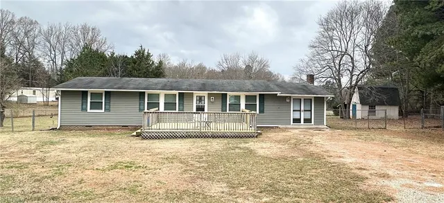 $1,790 | 4625 Grassy Lane, Burlington, NC 27215