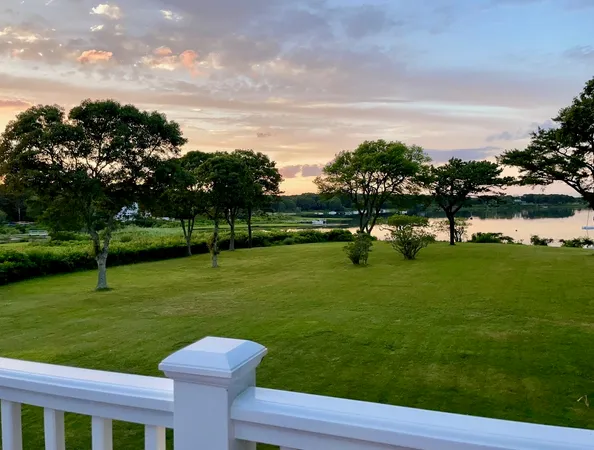 $4,675,000 | 29 Major's Cove Lane, Edgartown, MA 02539