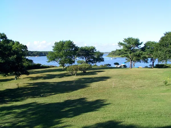 $4,675,000 | 29 Major's Cove Lane, Edgartown, MA 02539