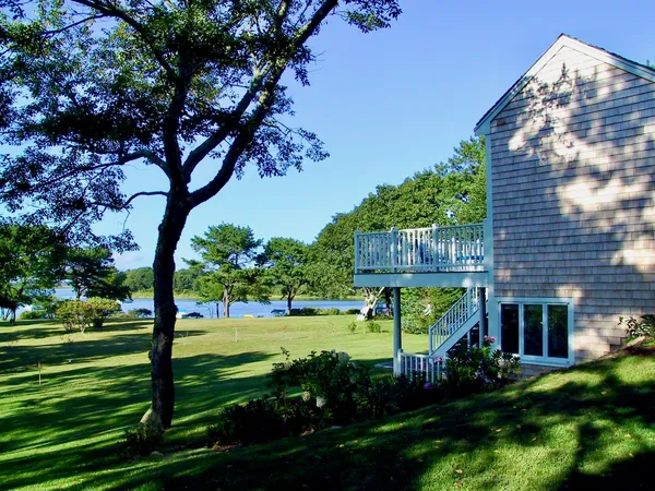 $4,675,000 | 29 Major's Cove Lane, Edgartown, MA 02539