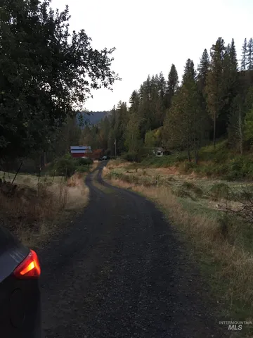 $220,000 | 191 Rocky Drive, Lenore, ID 83541