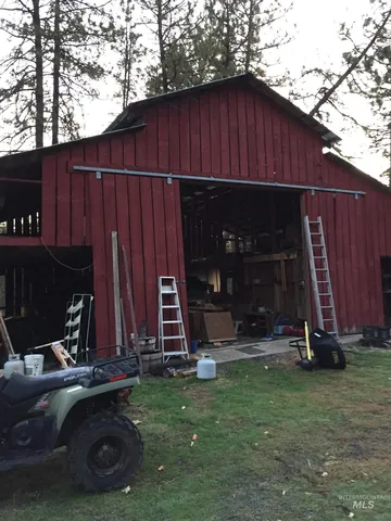 $220,000 | 191 Rocky Drive, Lenore, ID 83541