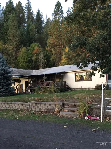 $220,000 | 191 Rocky Drive, Lenore, ID 83541