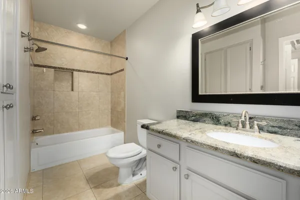 $269,900 | 750 East Northern Avenue, Unit 2072, Phoenix, AZ 85020