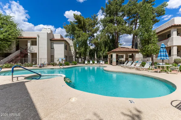$269,900 | 750 East Northern Avenue, Unit 2072, Phoenix, AZ 85020