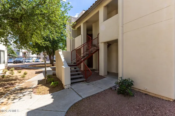 $269,900 | 750 East Northern Avenue, Unit 2072, Phoenix, AZ 85020