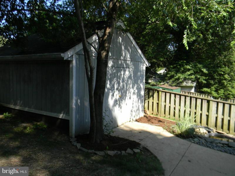 1735 Quantico Road Edgewater, MD 21037 - Photo 20 of 30 a view of backyard with green space