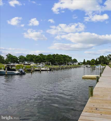 811 Long Point Road Grasonville, MD 21638 - Photo 39 of 50 Boat slip and dock-come & go as you please!