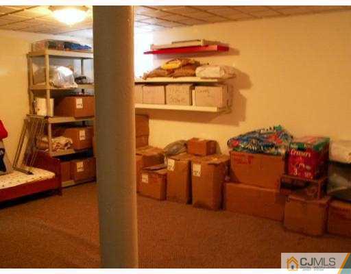 9 Hilltop Road Edison, NJ 08820 - Photo 8 of 10
