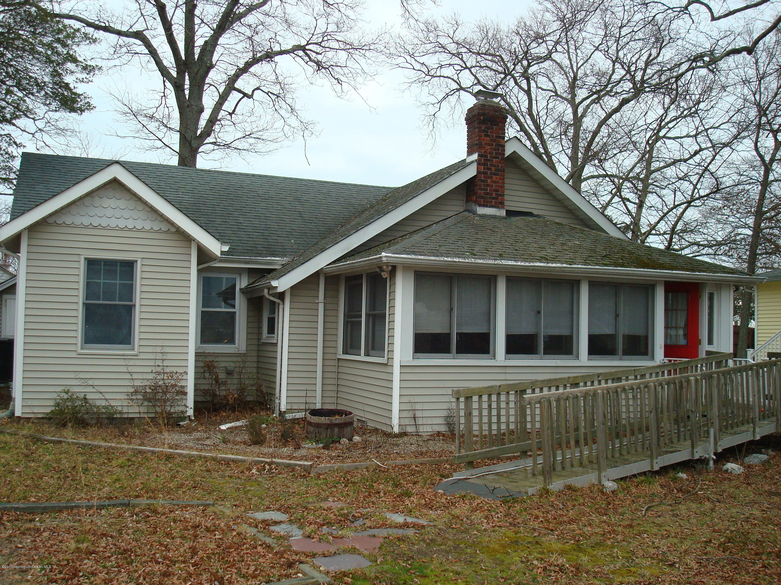215 Grover Road Toms River, NJ 08753 - Photo 2 of 26 DSC07418