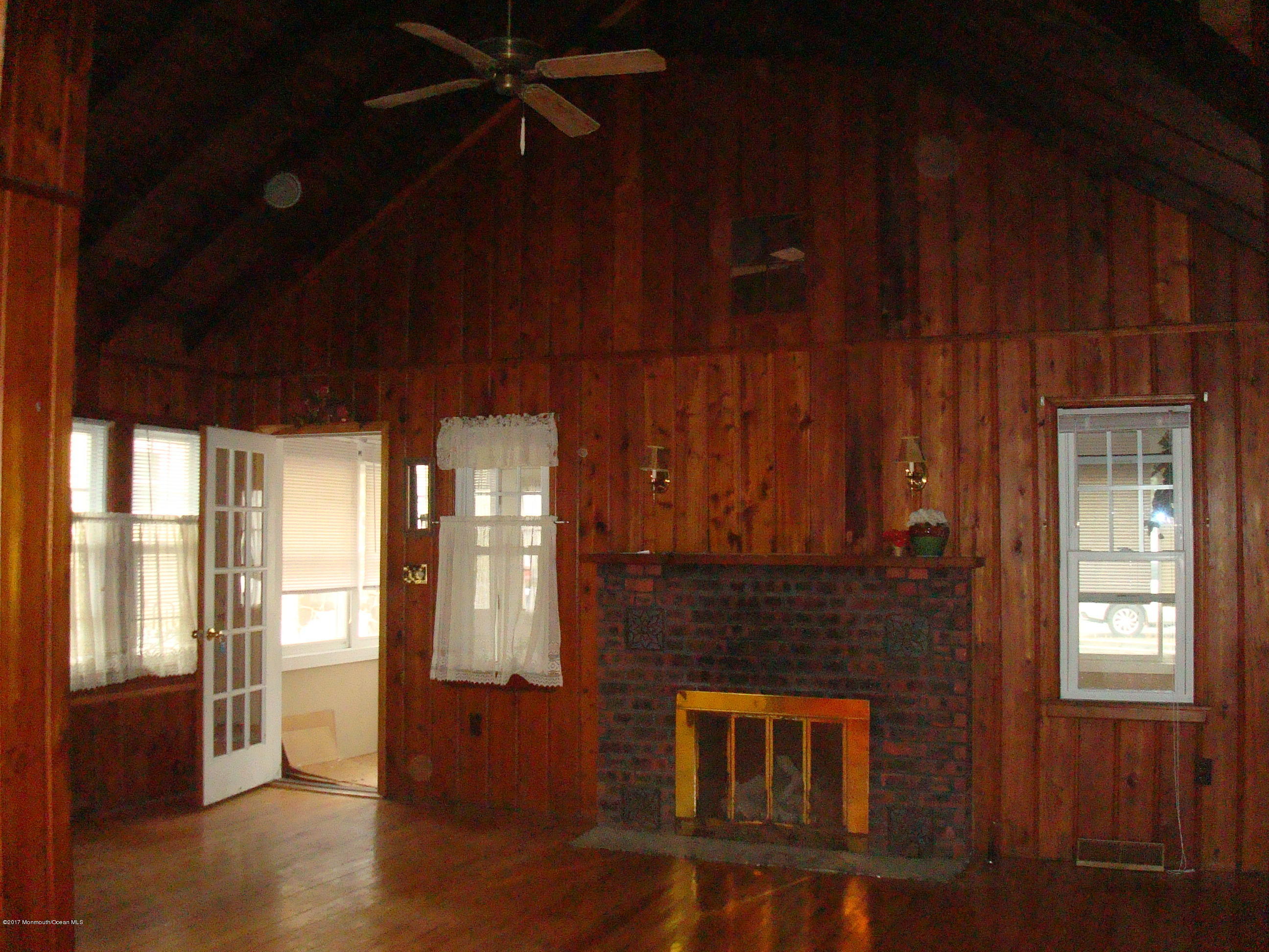 215 Grover Road Toms River, NJ 08753 - Photo 11 of 26 DSC07430