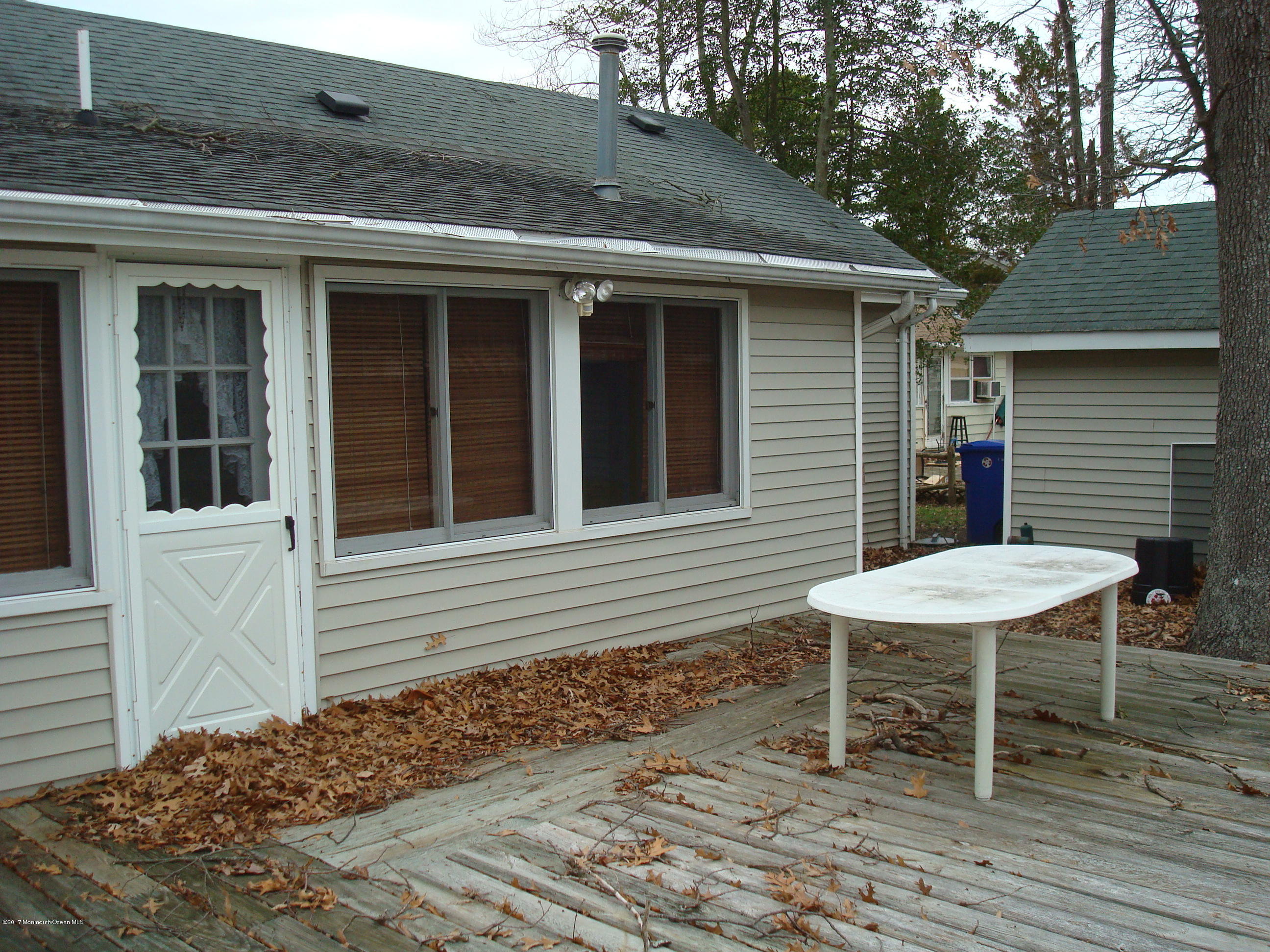 215 Grover Road Toms River, NJ 08753 - Photo 3 of 26 DSC07414
