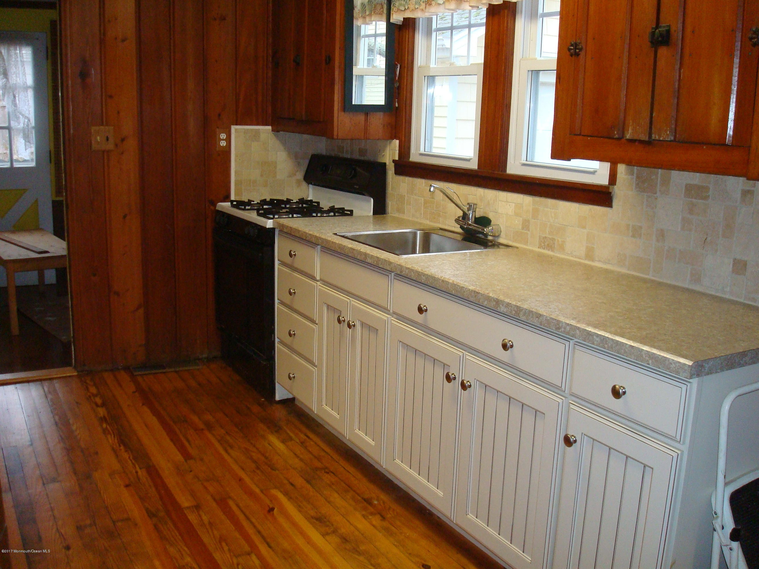 215 Grover Road Toms River, NJ 08753 - Photo 8 of 26 DSC07437