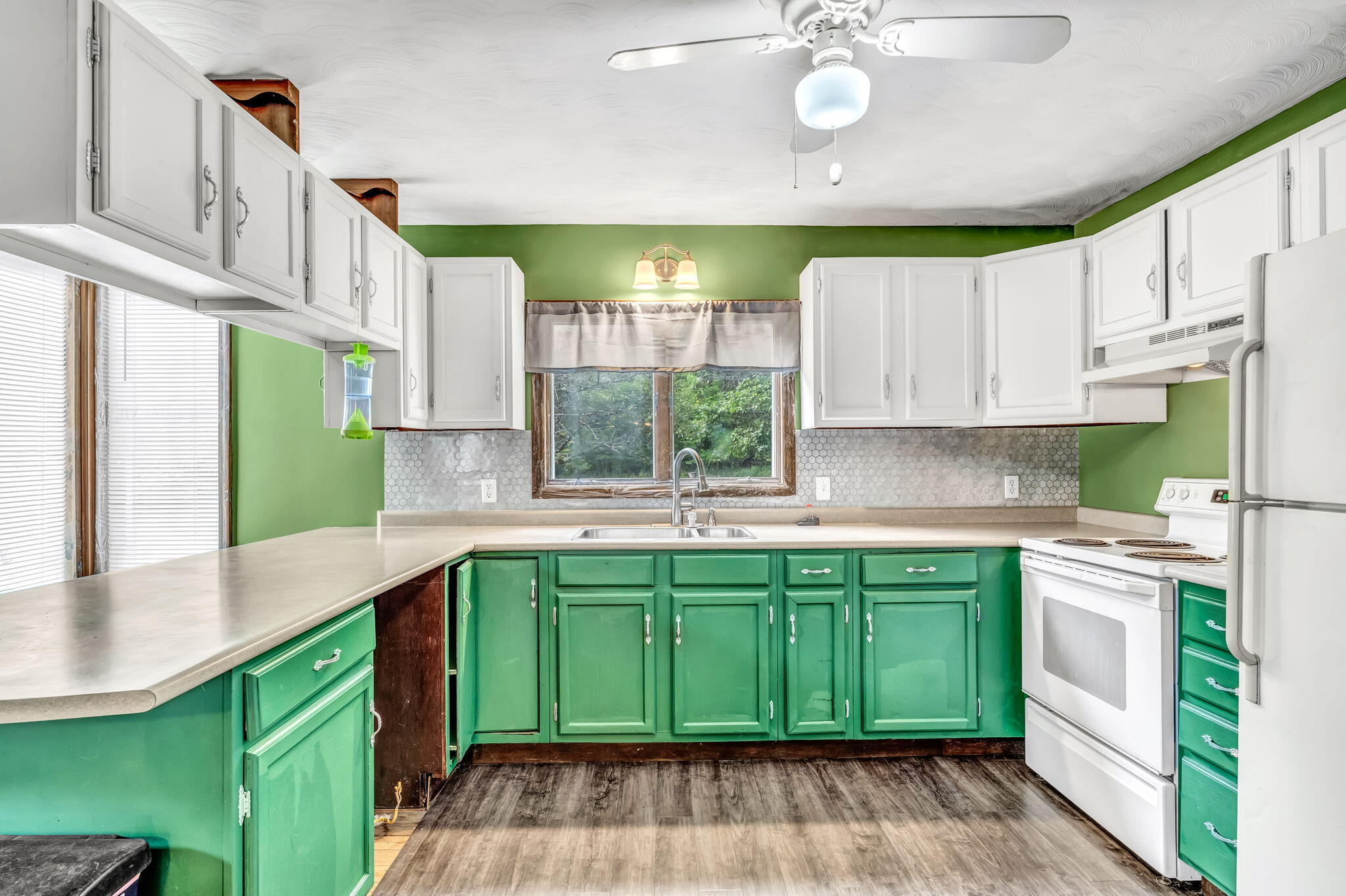 66 Summer Street Oakland, ME 04963 - Photo 3 of 26 3-web-or-mls-66-summer-st