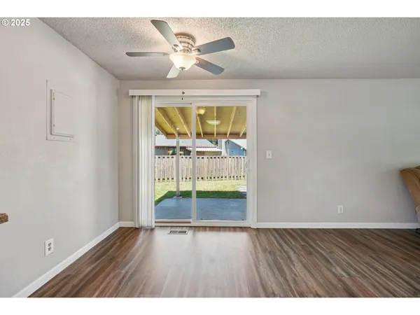 $849,900 | 1700 Northeast 231st Court, Troutdale, OR 97060