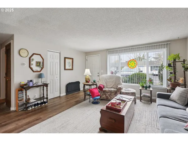 $849,900 | 1700 Northeast 231st Court, Troutdale, OR 97060