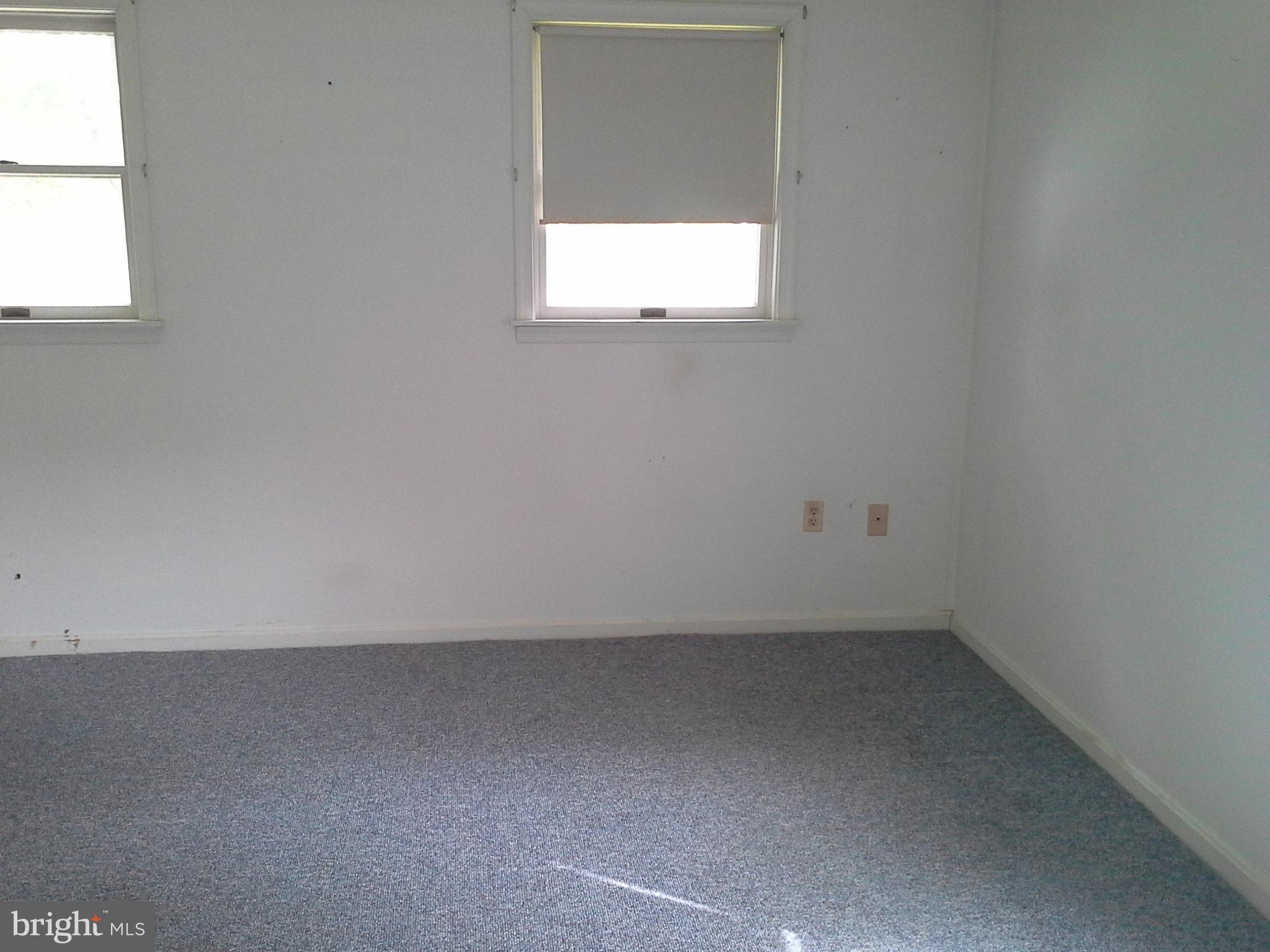 7352 Chesapeake Road Baltimore, MD 21220 - Photo 16 of 22 7352 Chesapeake Rd