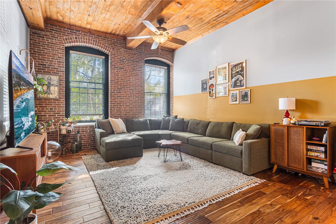 300 Front Street, Unit 209 Pawtucket, RI 02860 - Photo 1 of 18