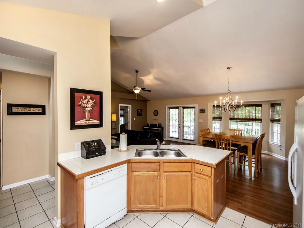 102 Pheasant Ridge Circle, Unit 34 York, SC 29745 - Photo 7 of 20 Gallery Image 7